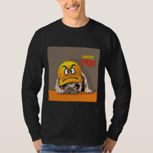 Angry Mops.Niedlicher Mops trägt einen lustig wüte T-Shirt