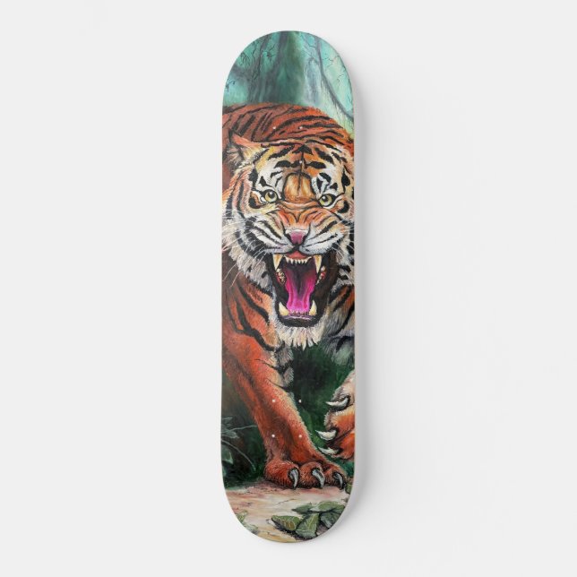 Angry Tiger im Dschungel Skateboard (Vorderseite)