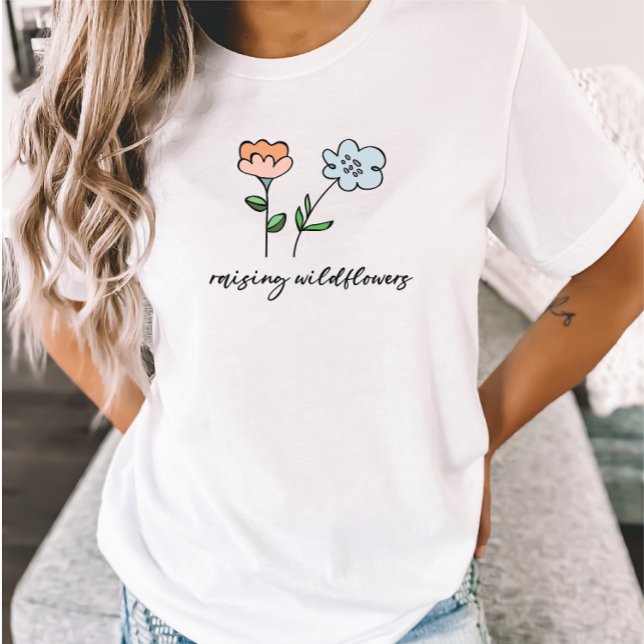 Anheben von Wildblumen Mama Blumenmutter von zwei T-Shirt (Von Creator hochgeladen)
