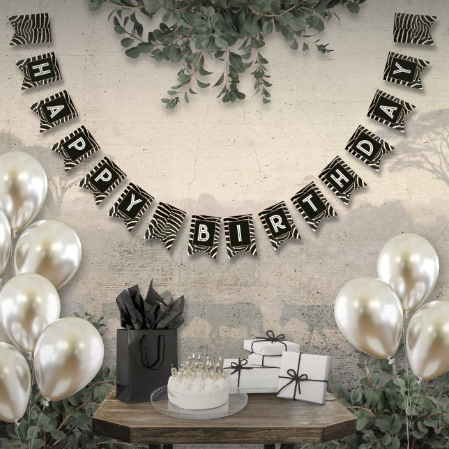 Animal Print Zebra Birthday Bunting Banner (Von Creator hochgeladen)