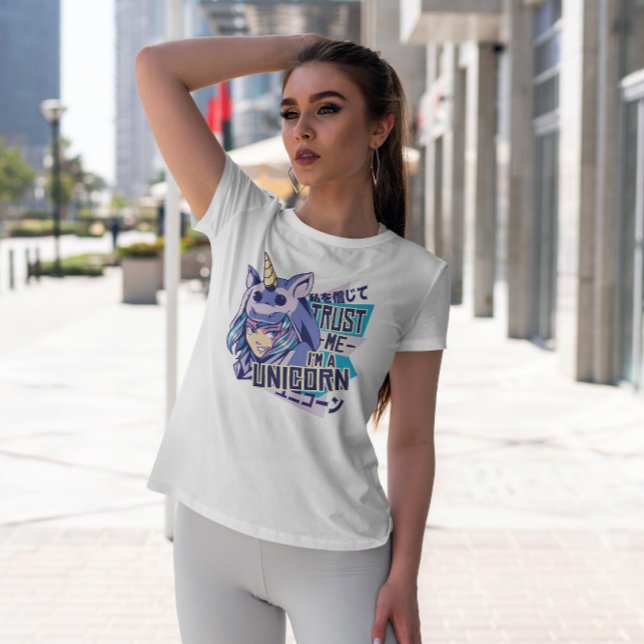 Anime Girl in EinhornKostüm T-Shirt (Von Creator hochgeladen)