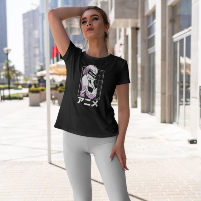 Anime Girl Japanischer Charakter T-Shirt (Von Creator hochgeladen)