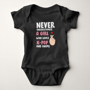 Anime & K-Pop Zitate : Unterschätzen Sie niemals e Baby Strampler