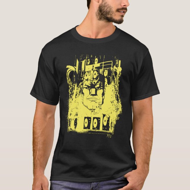 Anime-Reihe "tha Schutz" durch julianisches P T-Shirt (Vorderseite)