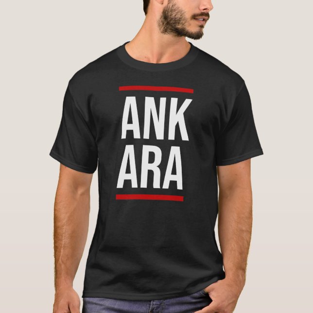 Ankara Fett Block Typografie T-Shirt (Vorderseite)