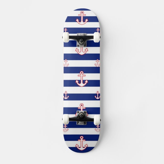 Anker auf Streifen, nautisches Muster Skateboard (Vorderseite)