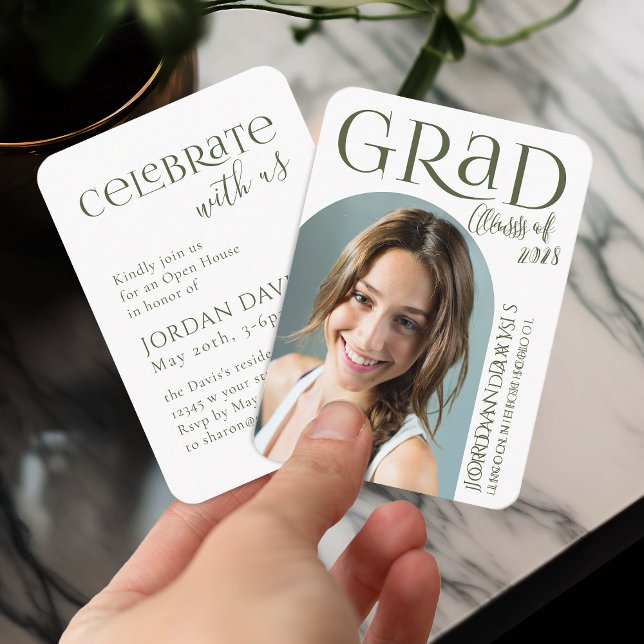 Ankündigung des Abschlusses "Green Modern Arch Fot Begleitkarte (Green Modern Arch Photo Graduation Announcement)