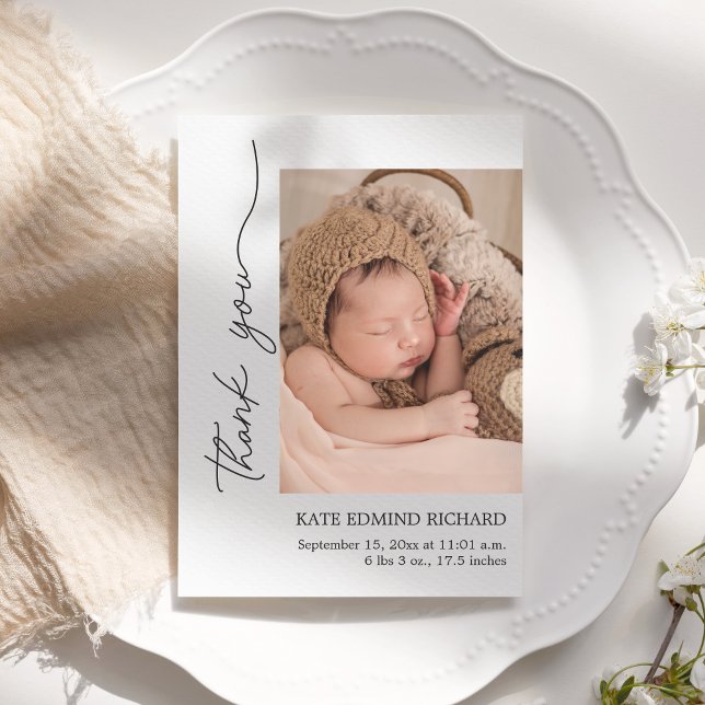 Ankündigung des Neugeborenen-Fotos (Von Creator hochgeladen)