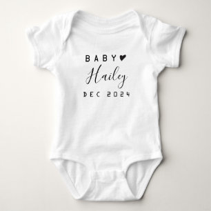 Ankündigung des personalisierten Nachnamens Baby B Strampler