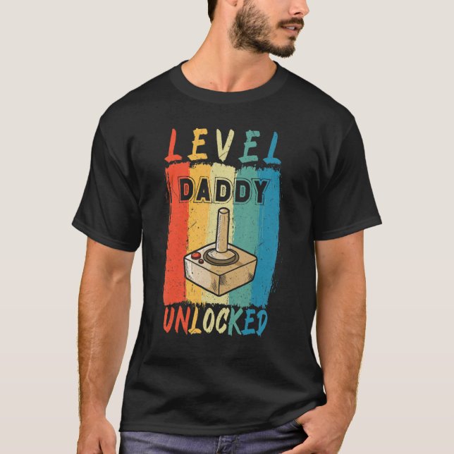 Ankündigung von "Daddy Level Unlocks Schwangerscha T-Shirt (Vorderseite)