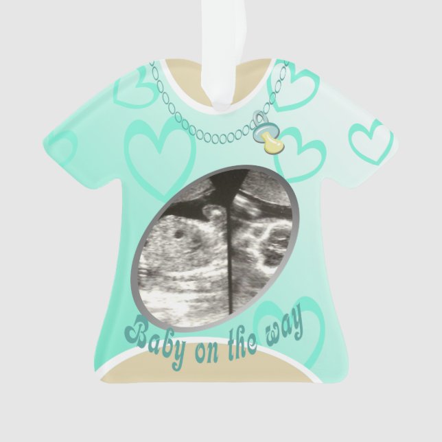 Ankündigung von Maternity Shirt Baby Ornament (Vorderseite)