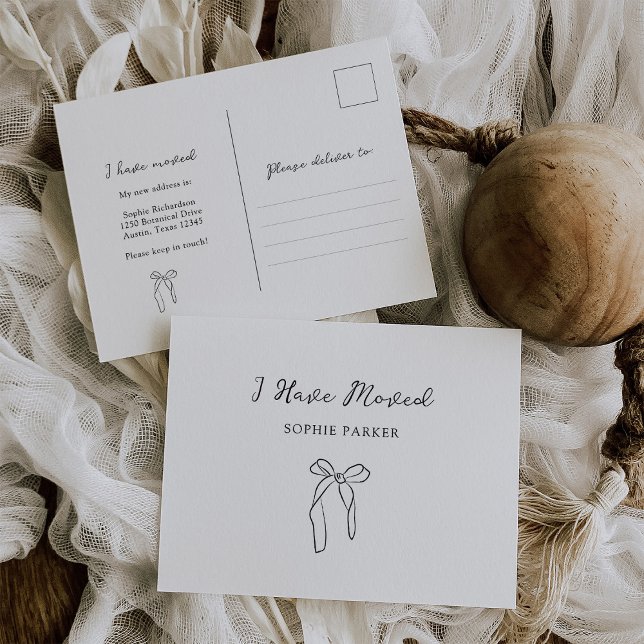 Ankündigung zur Minimalistischen Schwarz-Weiß-Bewe Postkarte (Von Creator hochgeladen)