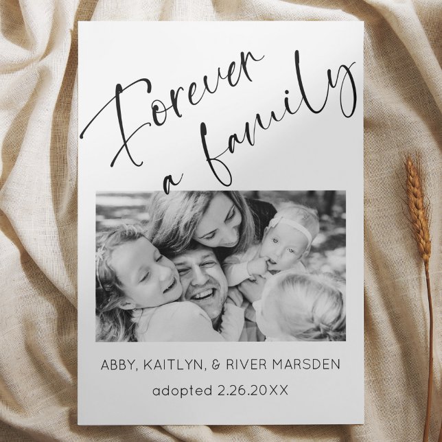 Ankündigungskarte "Forever Family" für Foto-Adopti Einladung ("Forever a Family" Child adoption announcement card black and white script photo modern simple )