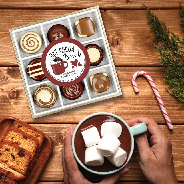Anleitungen zur Tasse von Burgundy Hot Cocoa Bomb Runder Aufkleber (Von Creator hochgeladen)