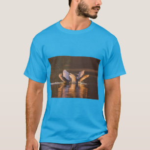 Anmutige Vögel & gefiederte Flügel T-Shirt