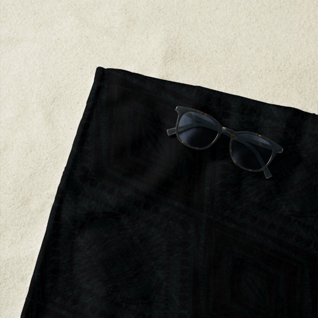 Annahme | dunkle geometrische Textur Strandtuch (Beispiel)