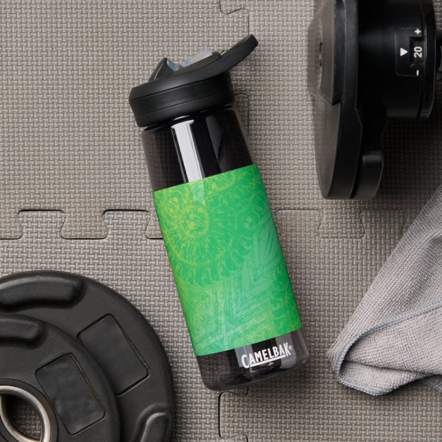 Annahme | Yellow Green Blue Boho Medallions Trinkflasche (Fitnessstudio)