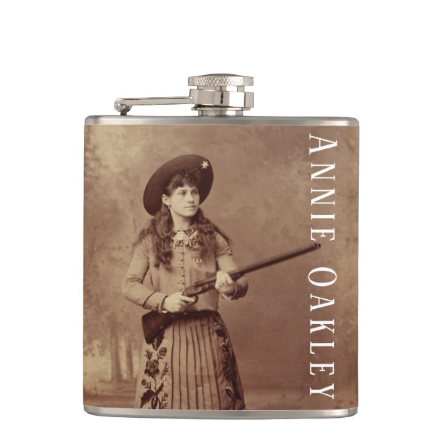 Annie Oakley Sharpshooter Vinyl Wrapped Flask Flachmann (Vorderseite)