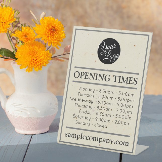Anpassbare Geschäftszeiten für Logos und Texte Sockelschild (Von Creator hochgeladen)