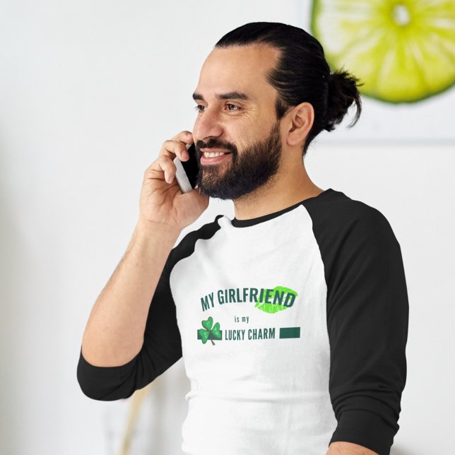 Anpassbare Lucky Charm Kiss Kleeblatt Mens T-Shirt (Von Creator hochgeladen)