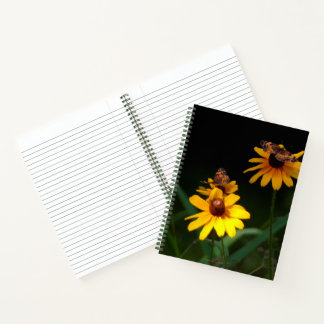 Anpassbare Schmetterlinge und Wildblumen-Notebook Notizbuch