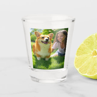 Anpassen des Fotos für Begleiter hinzufügen Schnapsglas