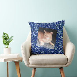 Anpassen des Frame Foto Katze auf dunkelblauer Tex Kissen