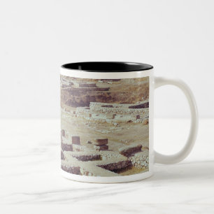 Ansicht der archäologischen Fundstätte, 1450-120 Zweifarbige Tasse