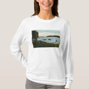 Ansicht der Boote in den Engen T-Shirt