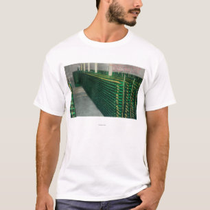Ansicht der Champagne VaultsAsti, CA T-Shirt