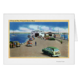Ansicht der Fähre am Pier