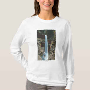 Ansicht der großartigen Höhlen-Kaskade T-Shirt