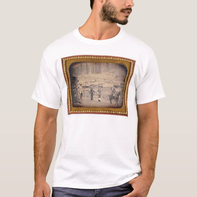 Ansicht der Stadt des Vulkans, Kalifornien (40214) T-Shirt (Vorderseite)