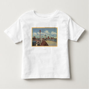 Ansicht der Stadt vom Regenbogen-Pier Kleinkind T-shirt