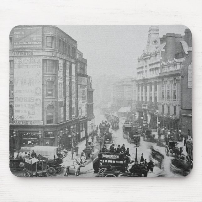 Ansicht der Tottenham-Gerichts-Straße, c.1885 Mousepad (Vorne)