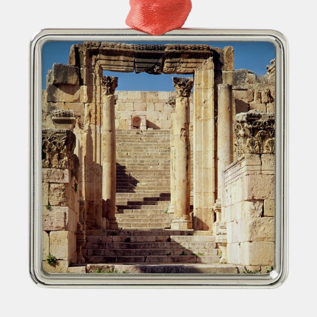 Ansicht des Eingangs zu dem christlichen Silbernes Ornament (Vorne)