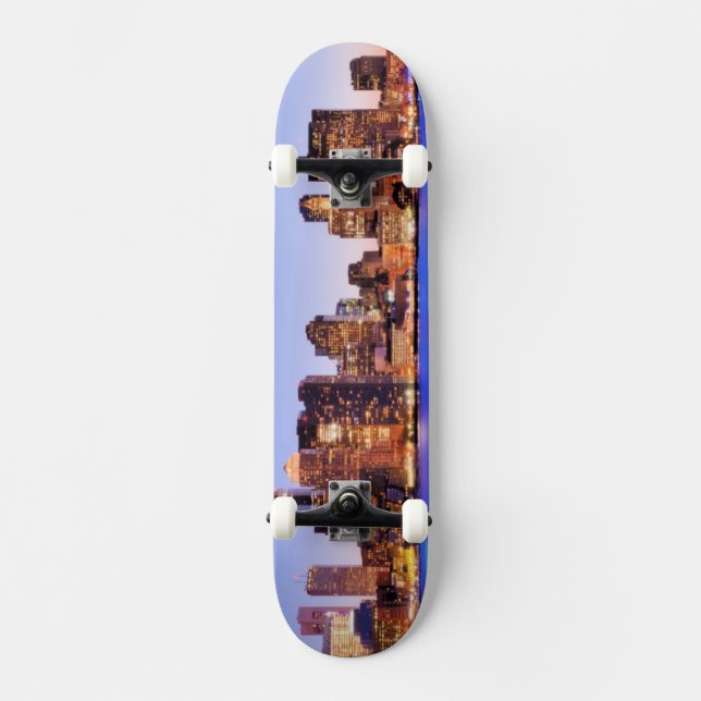 Ansicht des Finanzbezirkes von im Stadtzentrum Skateboard (Vorderseite)