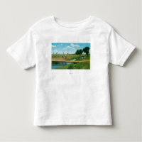Ansicht des Golfspielers Ball schlagend