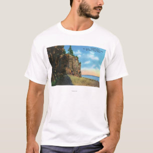 Ansicht des Kathedralen-Felsens, Bar-Hafen T-Shirt
