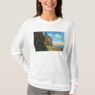 Ansicht des Kathedralen-Felsens, Bar-Hafen T-Shirt