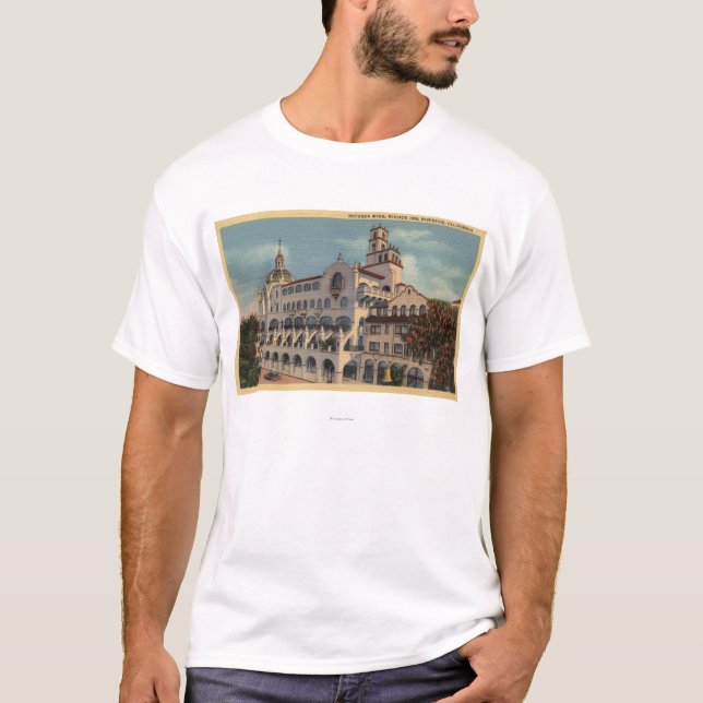 Ansicht des Rundbauflügels am Auftrag-Gasthaus T-Shirt (Vorderseite)