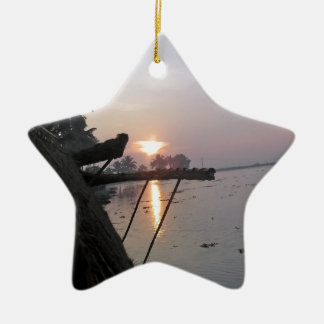 Ansicht des Sonnenaufgangs von einem Keramik Ornament