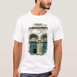 Ansicht des Südtransept Portalc.1100-04 T-Shirt