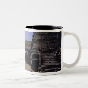 Ansicht des Theaters, BC angefangen 24 (Foto) Zweifarbige Tasse