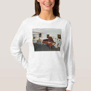 Ansicht eines Raumes mit einem Flügel T-Shirt