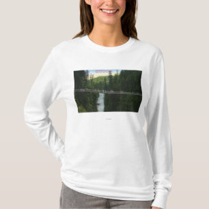 Ansicht von Capilano Hängebrücke T-Shirt