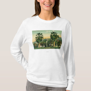 Ansicht von DoppelPalmsParaiso Frühlingen, CA T-Shirt