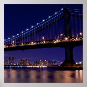 Ansicht von Manhattan-Brücke nachts Poster