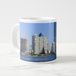Ansicht von Miami-Skylinen Jumbo-Tasse