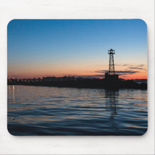 Ansicht von Montevideo an der Dämmerung, Uruguay Mousepad
